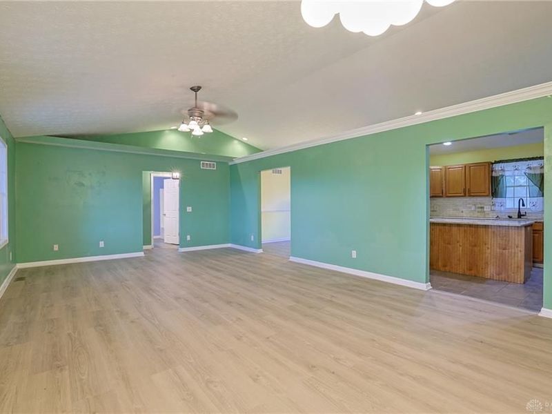6880 Bard Road, Tipp City, OH 45371 Photo 6