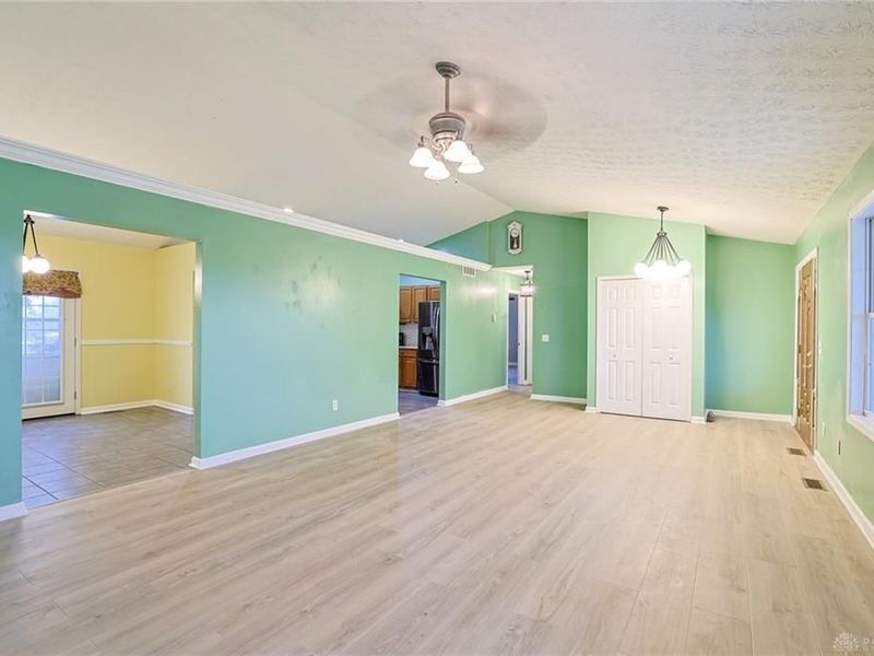 6880 Bard Road, Tipp City, OH 45371 Photo 7
