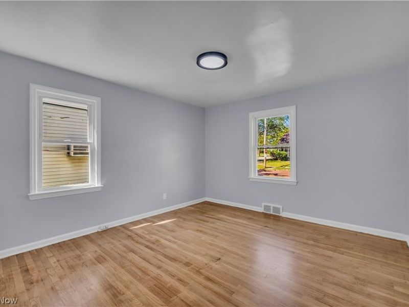 15506 Westview Avenue, Cleveland, OH 44128 Photo 13