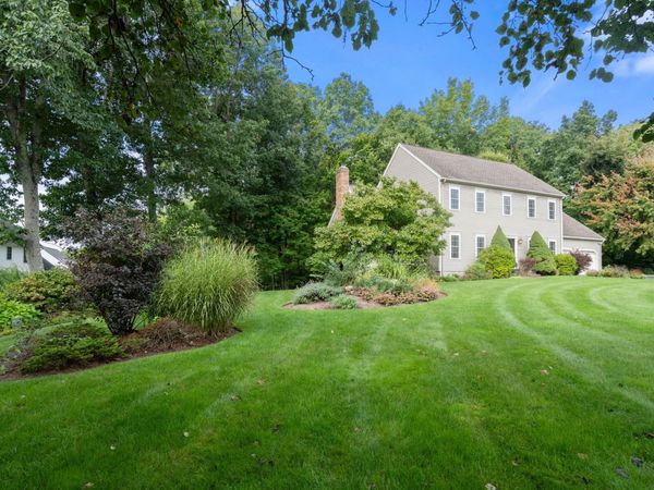 34 Laurelwood Dr, Worcester, MA 01605