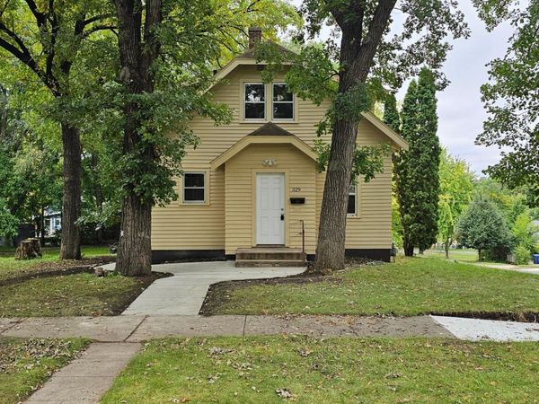 329 W Birch Avenue , Fergus Falls, MN 56537
