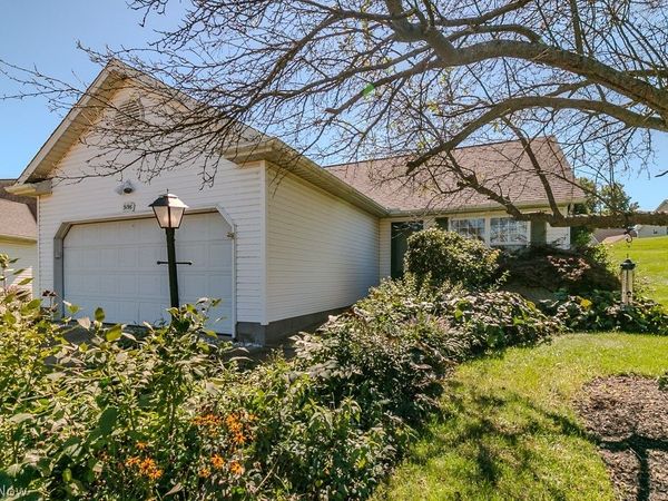 3196 Overview Circle , Ravenna, OH 44266
