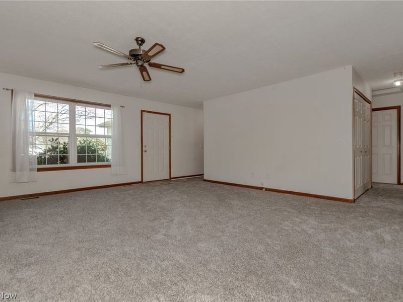 3196 Overview Circle, Ravenna, OH 44266 Photo 2
