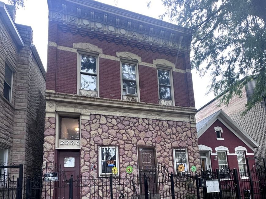 Main Photo