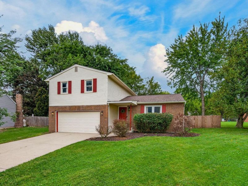 47 Grangefield Court, Westerville, OH 43081 Photo 2