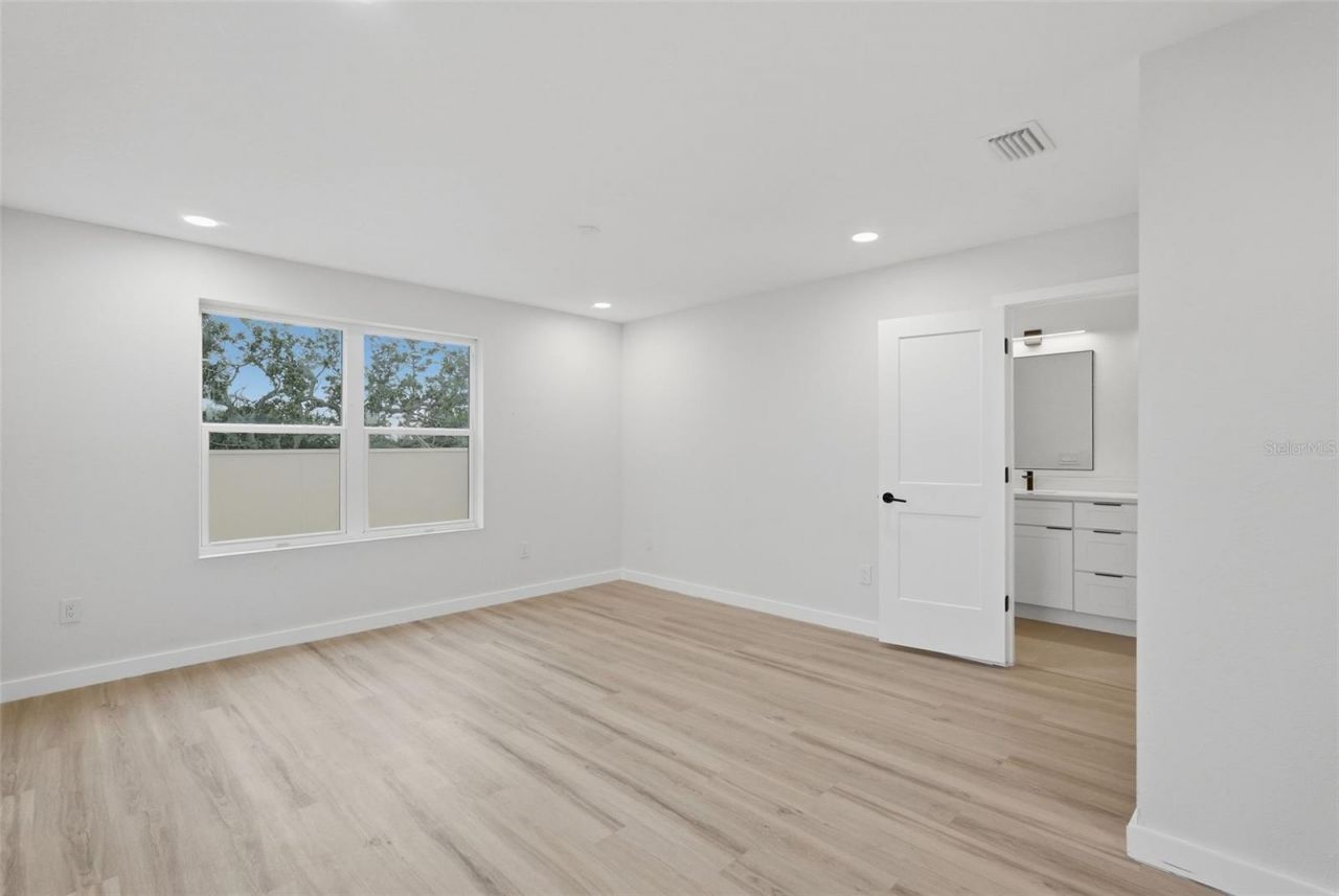 2142 5th Avenue N, Saint Petersburg, FL 33713 Photo