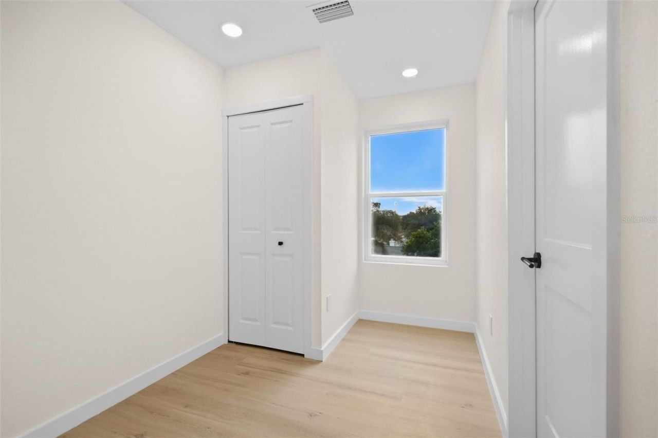 2142 5th Avenue N, Saint Petersburg, FL 33713 Photo
