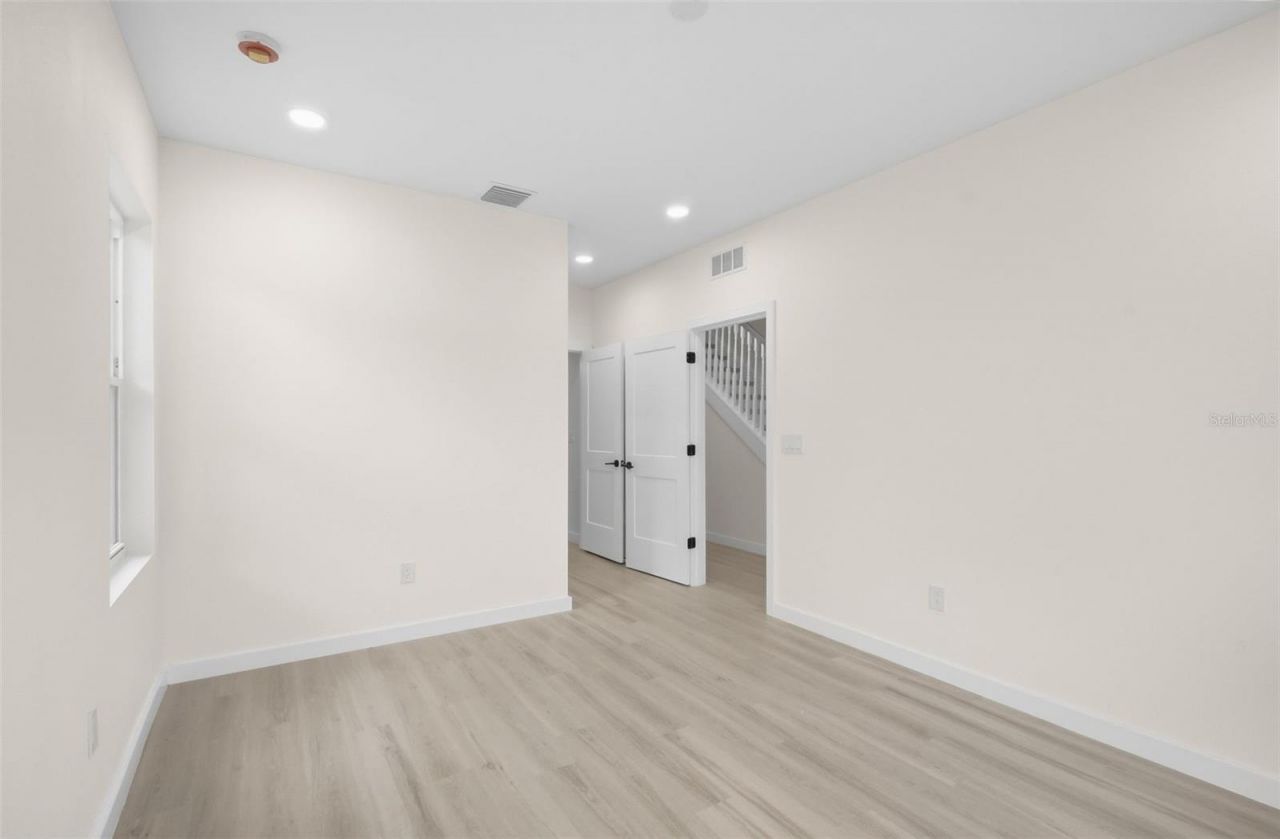 2142 5th Avenue N, Saint Petersburg, FL 33713 Photo