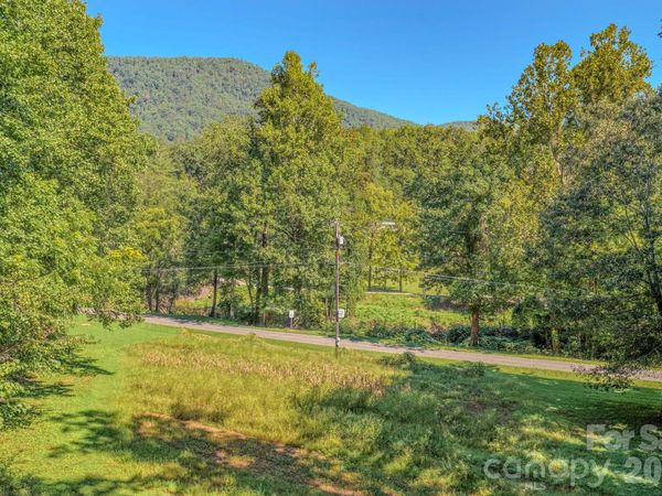 144 Lake Esterena Drive , Old Fort, NC 28762