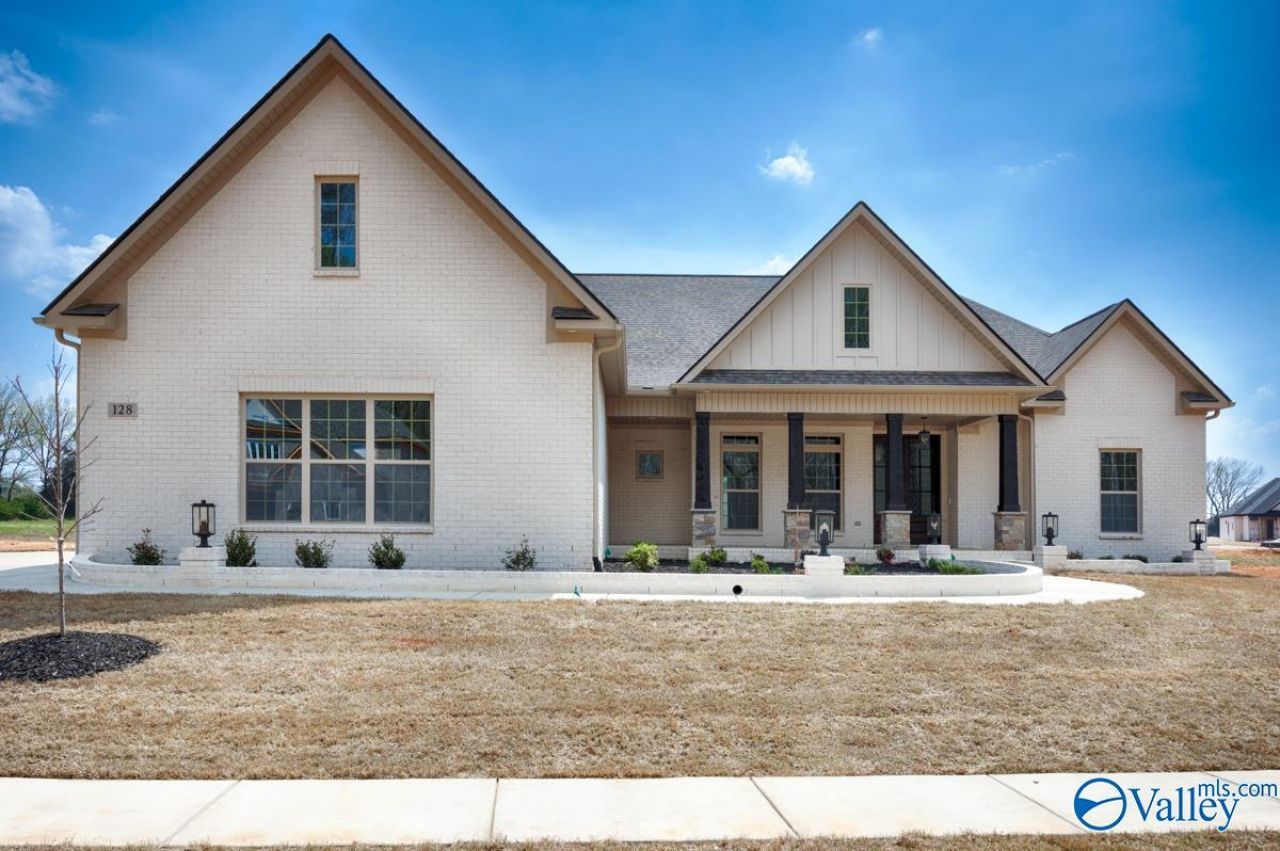 118 Bellawoods Drive, Madison, AL 35756 Main Photo