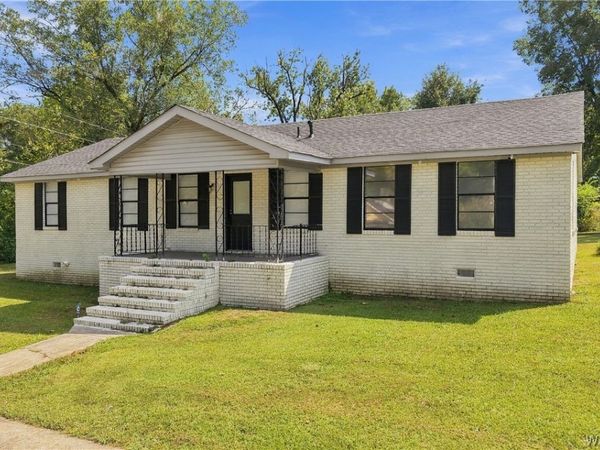 568 Main Street, West Blocton, AL 35184