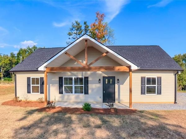 391 Broadway Street, Tallapoosa, GA 30176