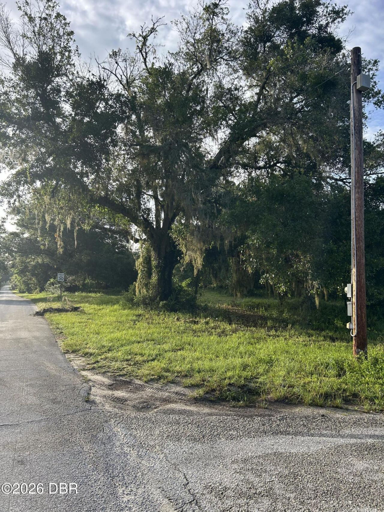 327 Beaver Brook Lane, Oak Hill, FL 32759 Photo
