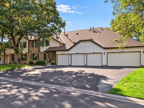 2642 Lake Court Drive, Unit 28, Mounds View, MN 55112