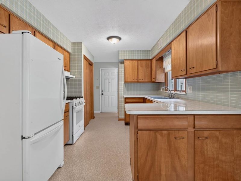 1593 Vermilion Road, Vermilion, OH 44089 Photo 11