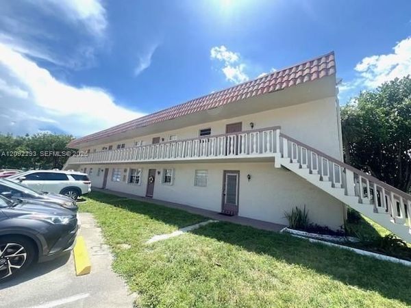 3777 NW 78th Ave , Unit 13D, Davie, FL 33024
