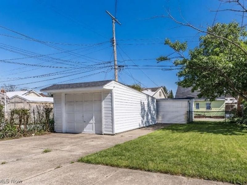 4933 E 109th Street, Garfield Heights, OH 44125 Photo 24
