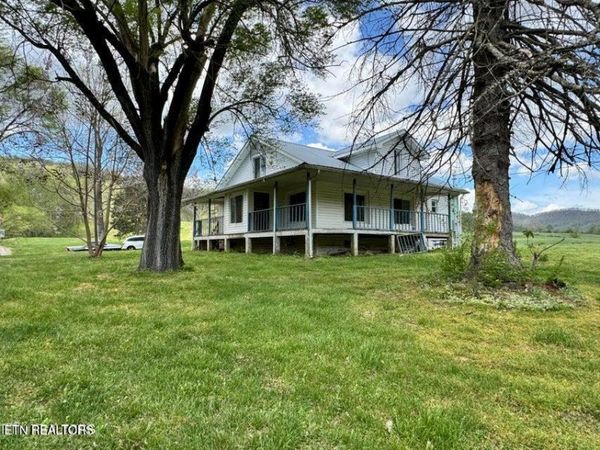 112 Shiloh Rd, Crawford, TN 38554