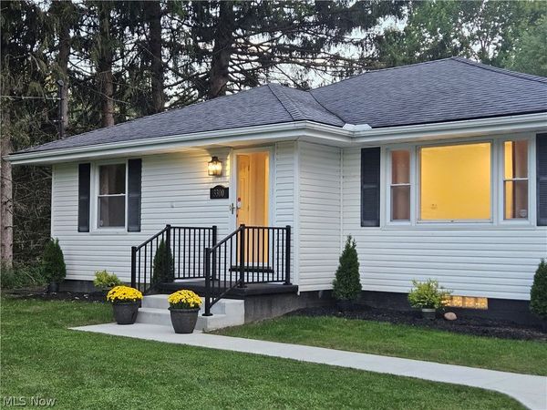3300 Helmsdale Drive , Springfield, OH 44312