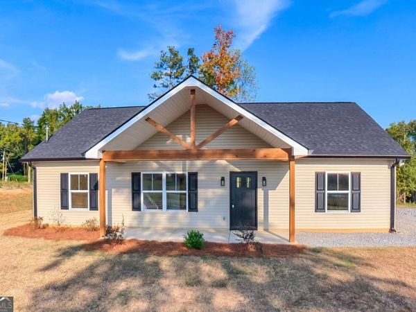 391 Broadway Street, Tallapoosa, GA 30176