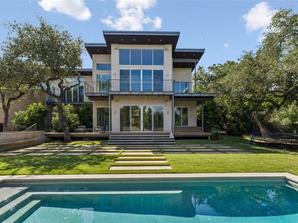 16 Sundown PKWY, Austin, TX 78746