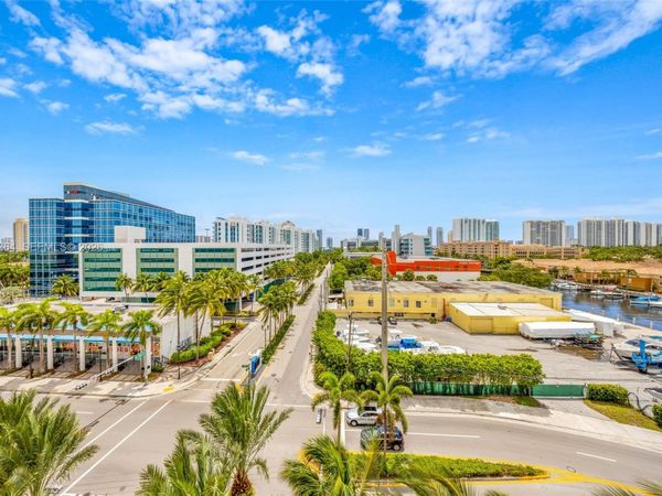 18800 NE 29th Ave , Unit 712, Aventura, FL 33180
