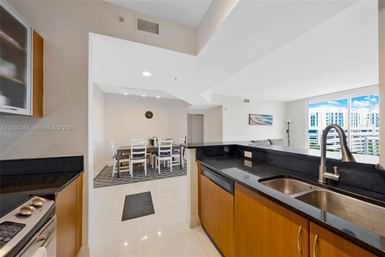 18800 NE 29th Ave , Unit 712, Aventura, FL 33180 Photo