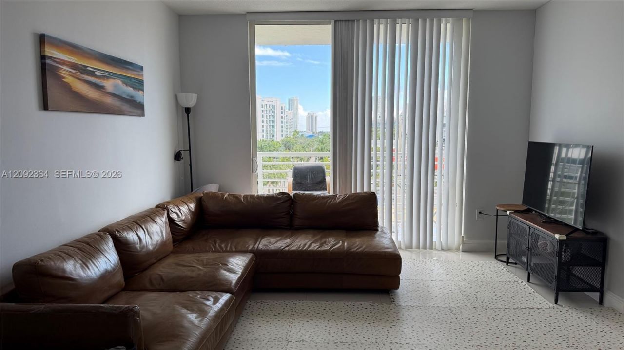 18800 NE 29th Ave , Unit 712, Aventura, FL 33180 Photo