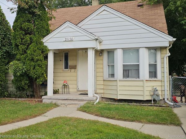 26150 Hanover Street , Dearborn Heights, Mi 48125
