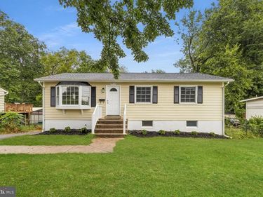 9512 LOMOND DRIVE, MANASSAS, VA 20109