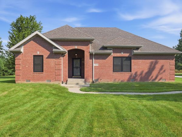20 Lick Creek Drive, Markleville, IN 46056