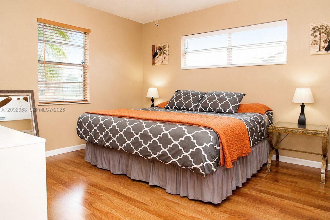 458 SE Doat St , Port Saint Lucie, FL 34983 Photo