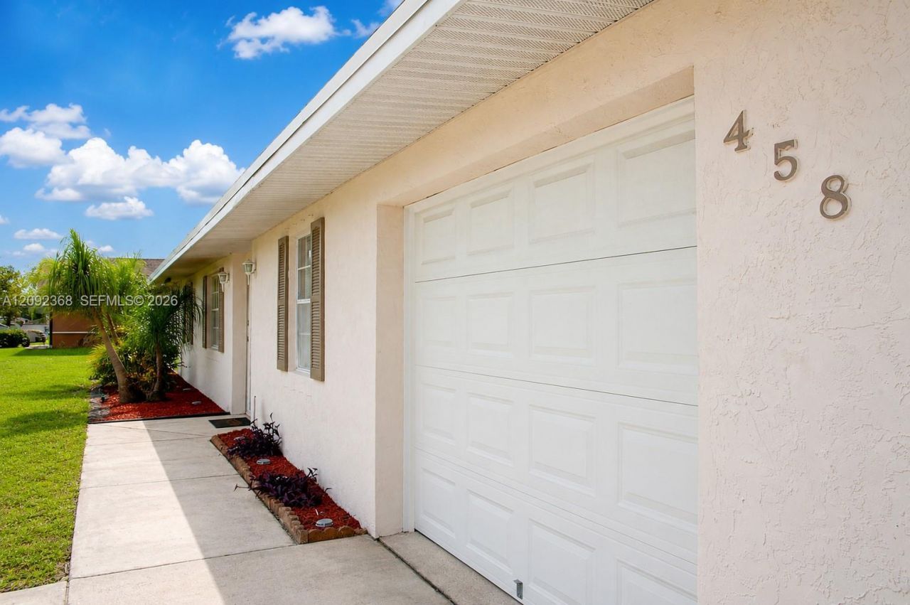 458 SE Doat St , Port Saint Lucie, FL 34983 Photo