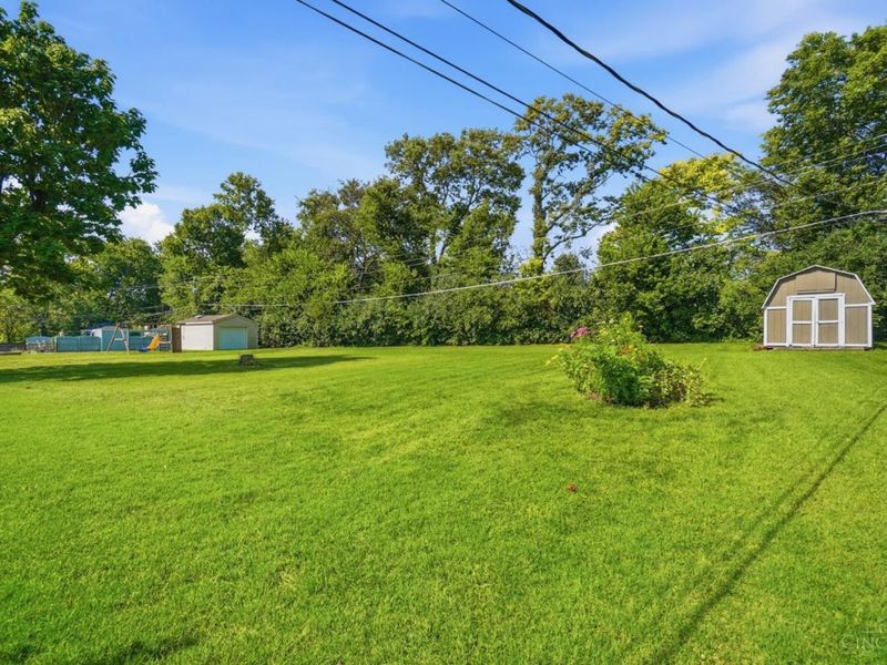 7941 Hunters Ridge Drive, West Chester, OH 45069 Photo 12