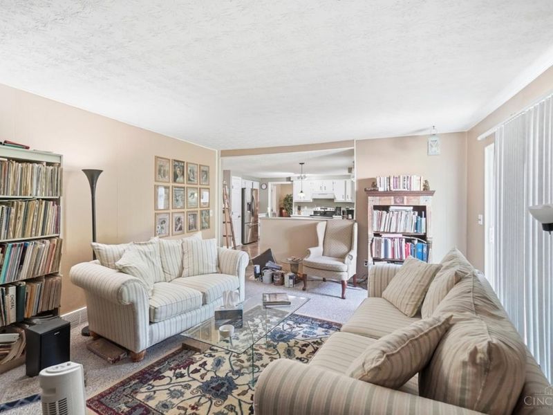 7941 Hunters Ridge Drive, West Chester, OH 45069 Photo 21