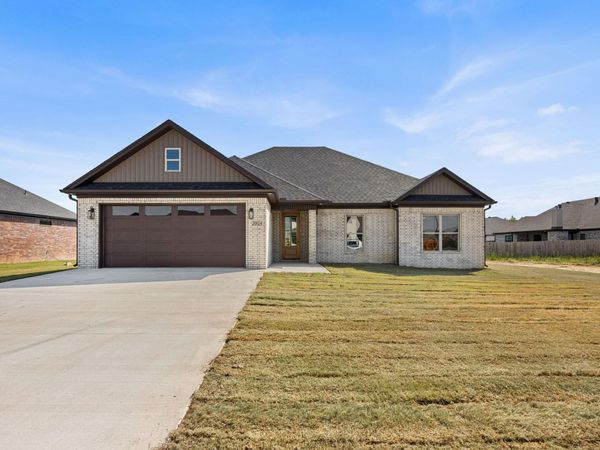 2324 Lakewood Circle , Cabot, AR 72023