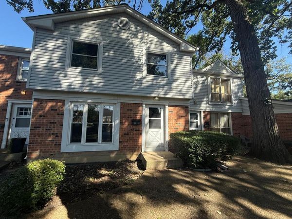 3023 Jamestown Court , Unit 3023, Streamwood, IL 60107
