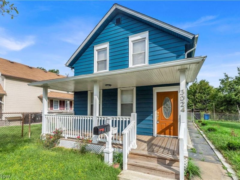 3024 Vega Avenue, Cleveland, OH 44113 Photo 2