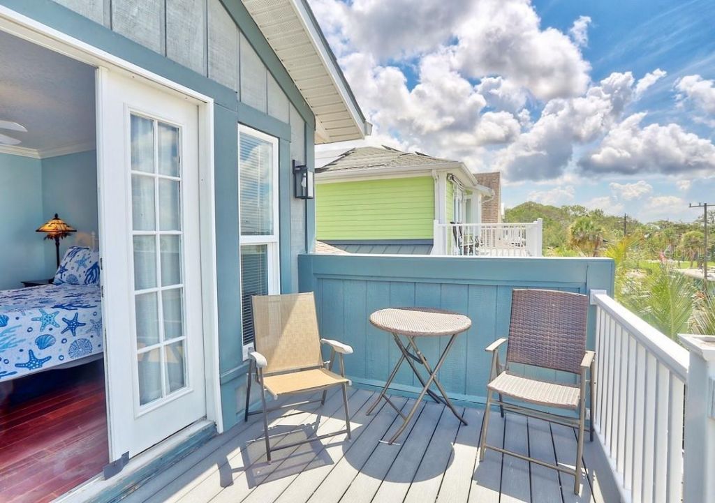 5433 Essex Avenue S, Gulfport, FL 33707 Photo