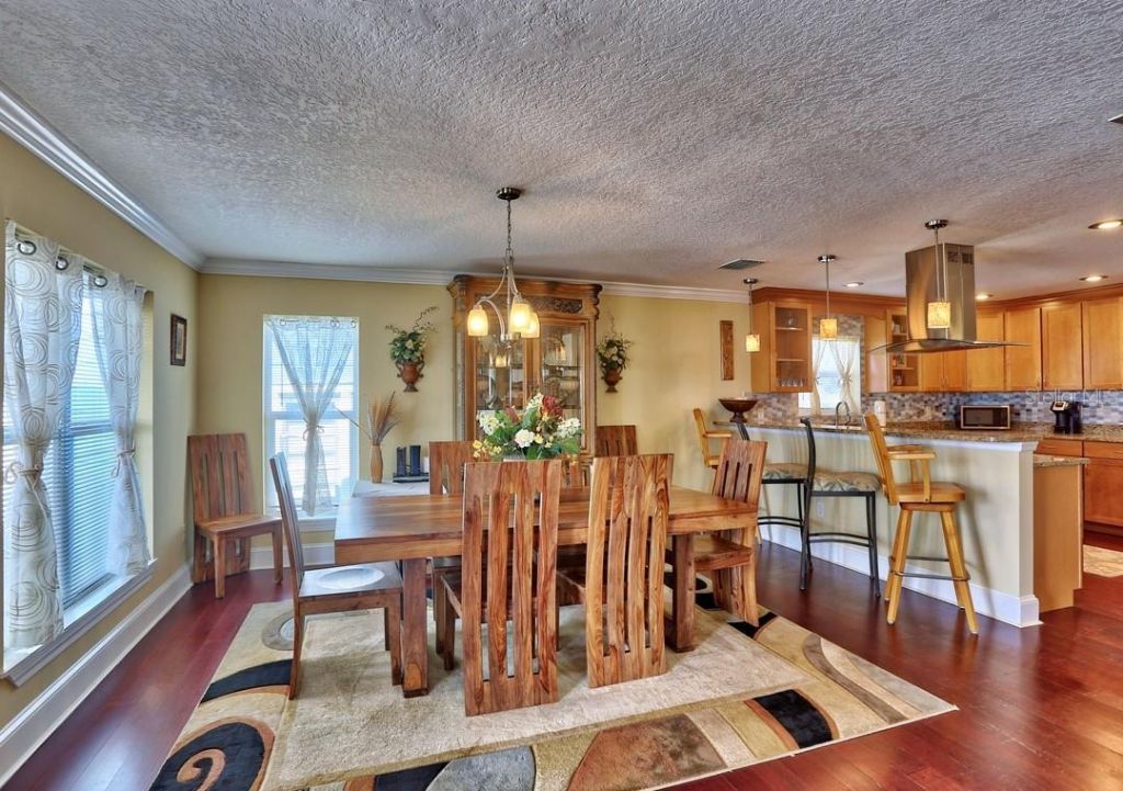 5433 Essex Avenue S, Gulfport, FL 33707 Photo
