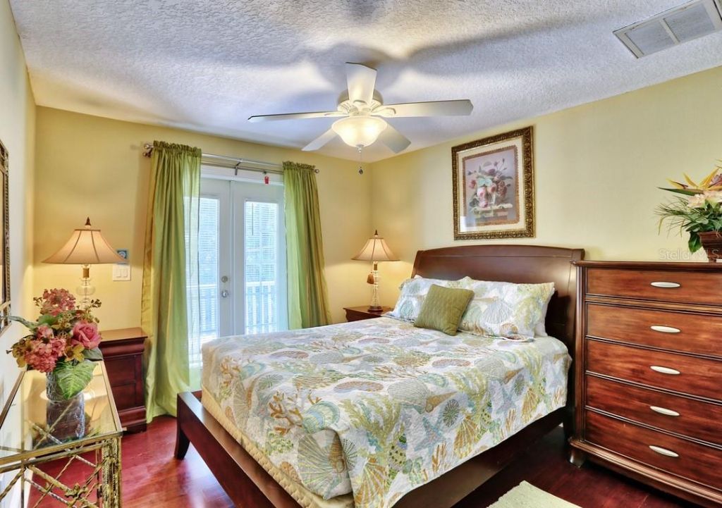 5433 Essex Avenue S, Gulfport, FL 33707 Photo