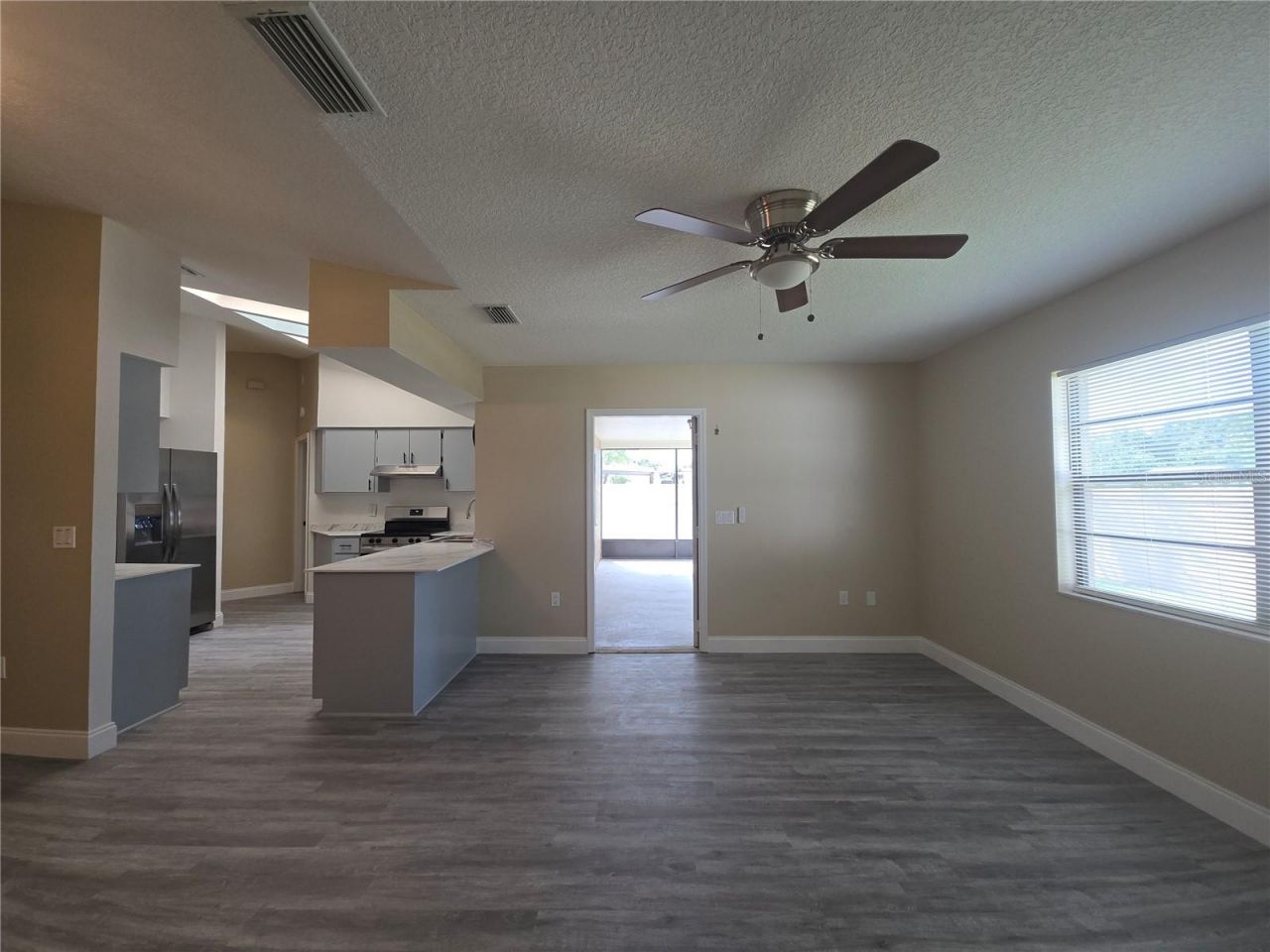8211 Matthew Drive, New Port Richey, FL 34653 Photo