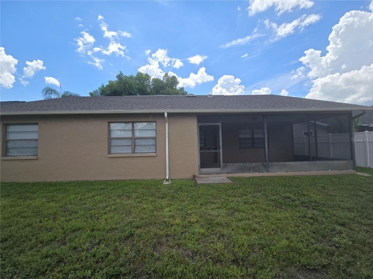 8211 Matthew Drive, New Port Richey, FL 34653 Photo