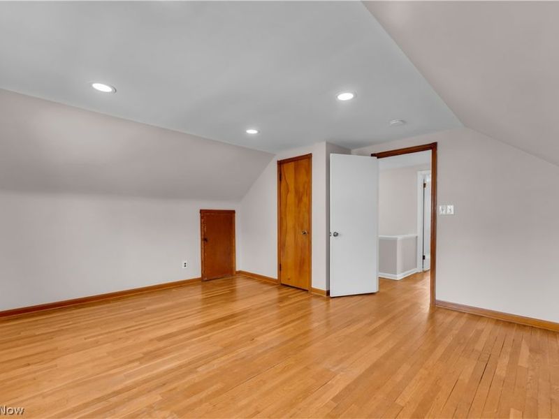 6911 Farnsworth Drive, Parma, OH 44129 Photo 15