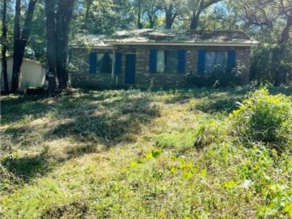 8309 Lake Ponchartrain Drive, Theodore, AL 36582