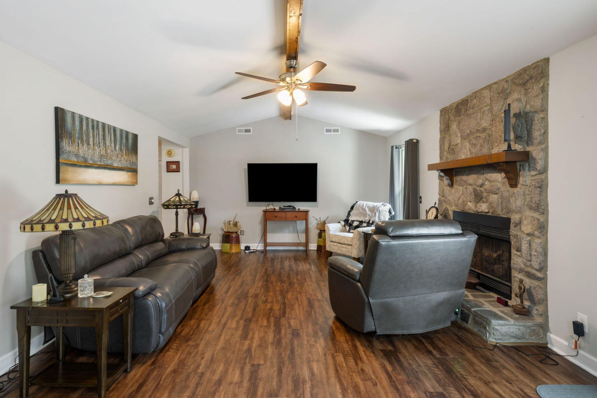 222 Mohican Circle Photo 5