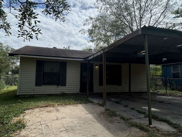 6130 Bark Valley, San Antonio, TX 78242
