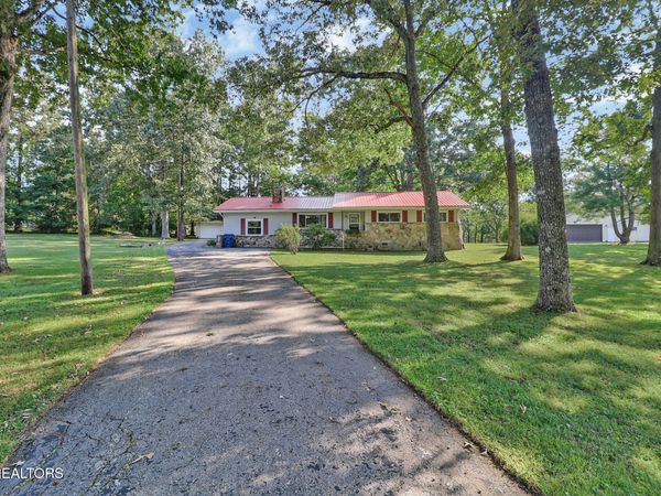 681 Highland Drive, Crossville, TN 38572