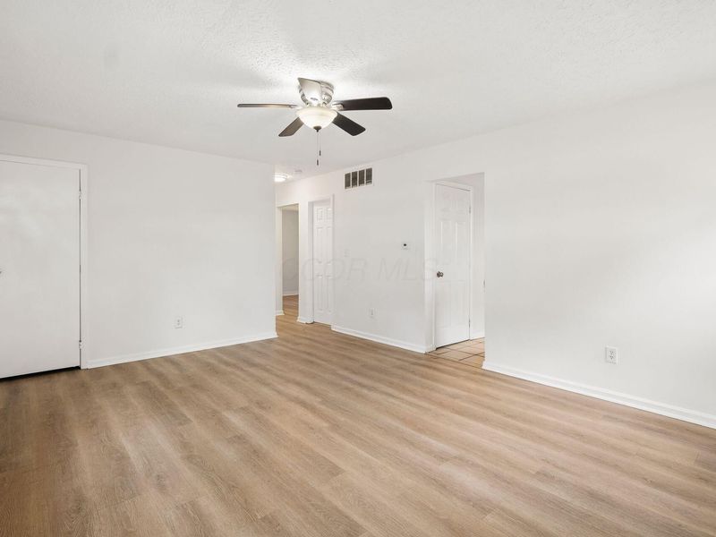 2341 Dawnlight Avenue, Columbus, OH 43211 Photo 7