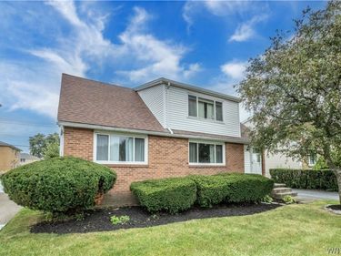 31 Wellington Road, Cheektowaga, NY 14225